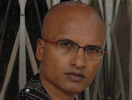 5130_14842_Thayli-Jeet-headshot